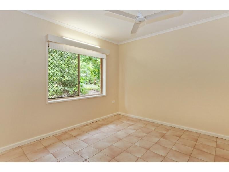 9 Toll Gate Road, Oak Beach QLD 4877