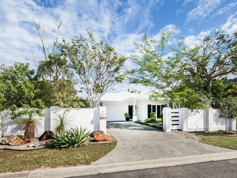 1 Barka Close, Wonga QLD 4873