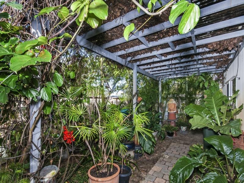 1 Barka Close, Wonga QLD 4873