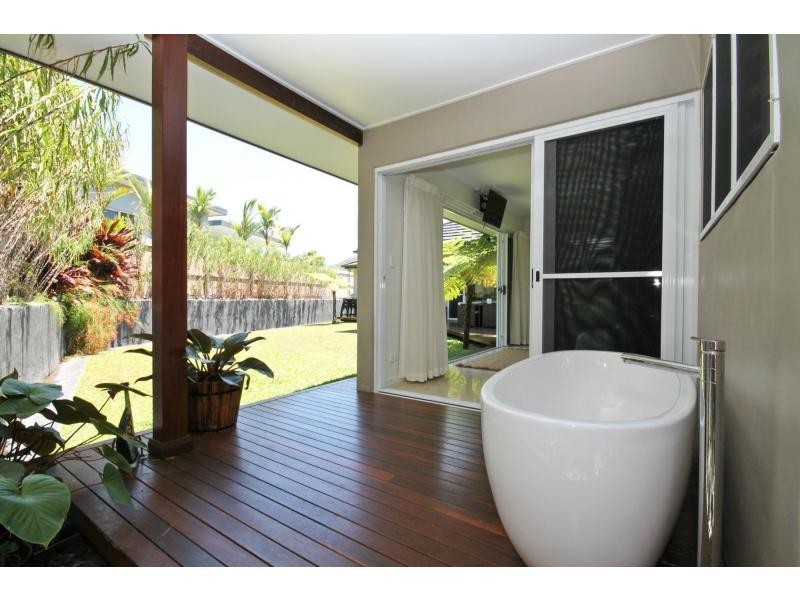 4 Lou Prince Drive, Cooya Beach QLD 4873