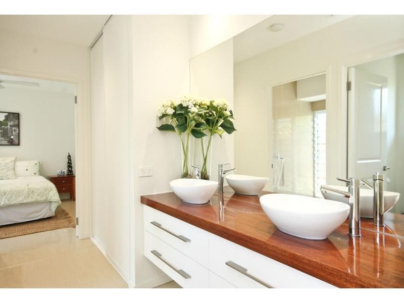 4 Lou Prince Drive, Cooya Beach QLD 4873