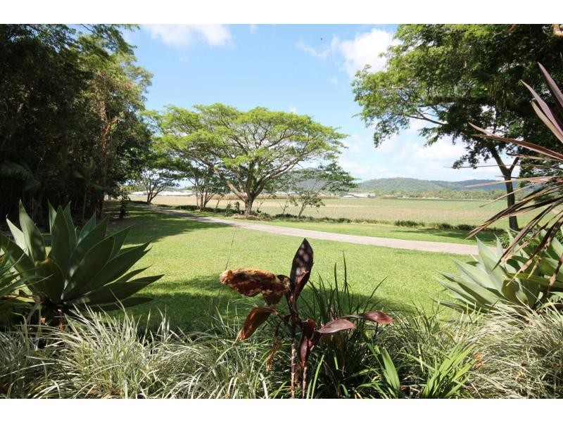 12 Coral Sea Drive, Mossman QLD 4873