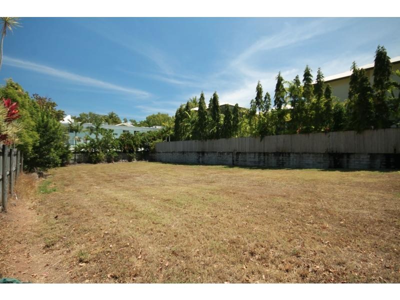 33 Davidson Street, Port Douglas QLD 4877