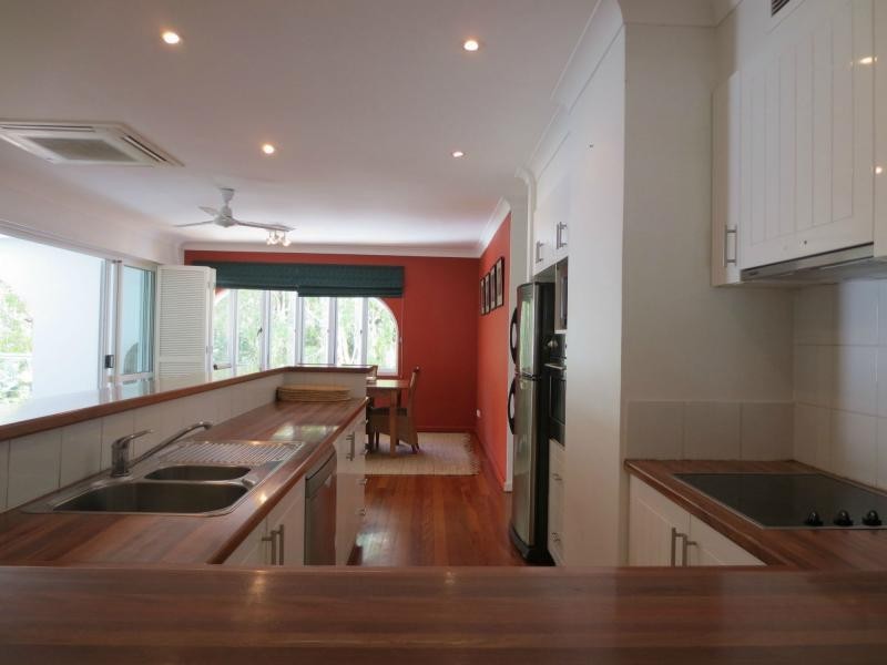 17/111 Williams Esplanade, Palm Cove QLD 4879