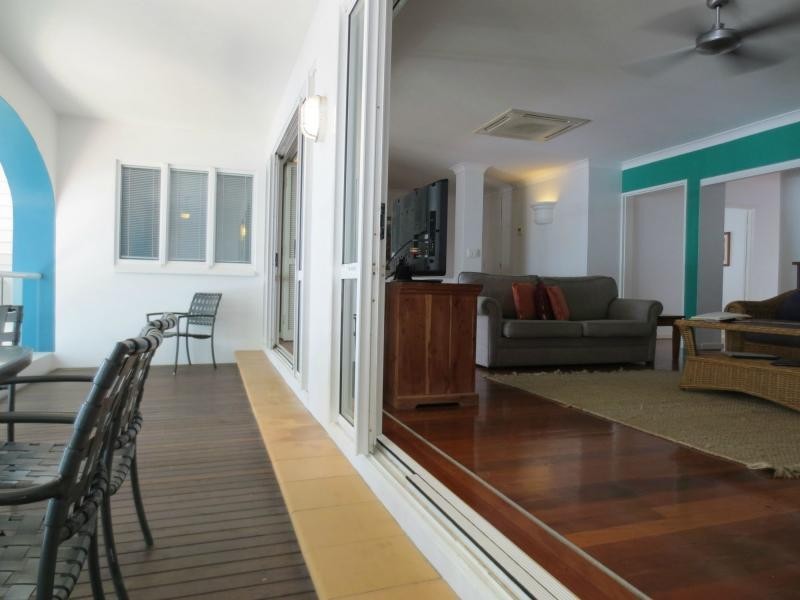 17/111 Williams Esplanade, Palm Cove QLD 4879