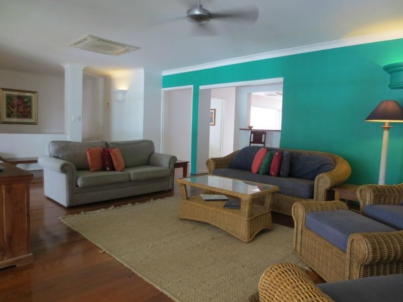 17/111 Williams Esplanade, Palm Cove QLD 4879