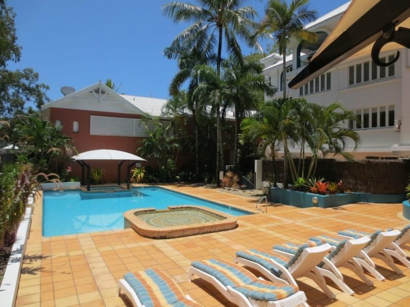 17/111 Williams Esplanade, Palm Cove QLD 4879