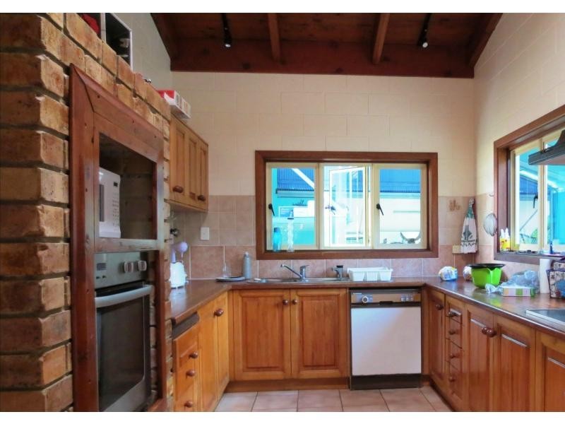 21 Maxwell Street, Mossman QLD 4873