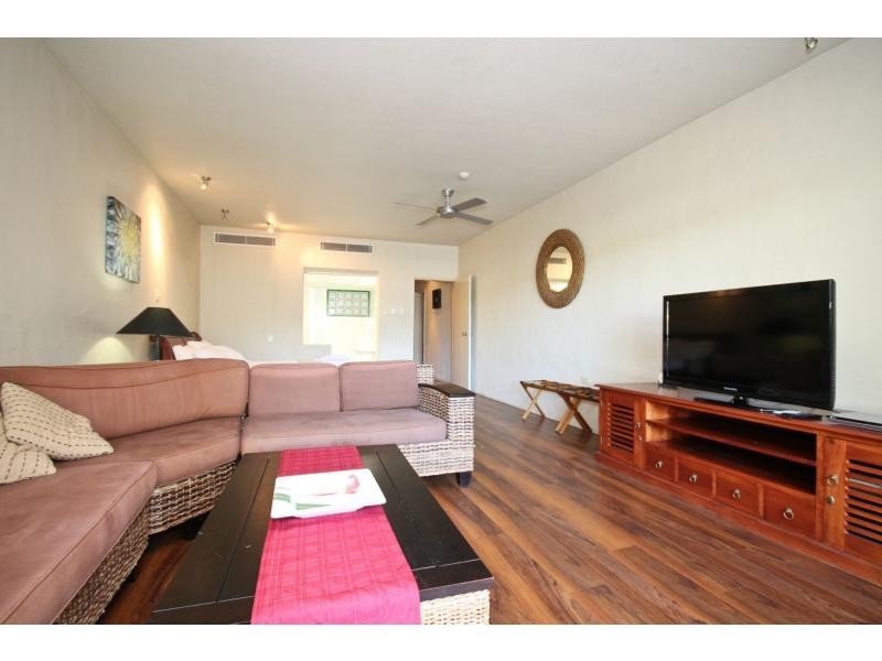 212/2 Macrossan Street ‘Club Tropical’, Port Douglas QLD 4877