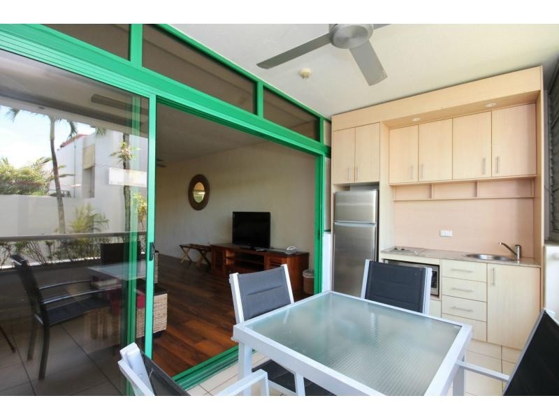 212/2 Macrossan Street ‘Club Tropical’, Port Douglas QLD 4877