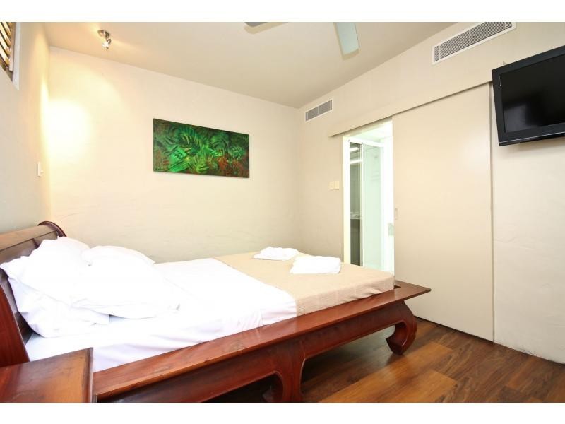 212/2 Macrossan Street ‘Club Tropical’, Port Douglas QLD 4877