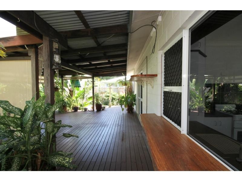 12 Barra Close, Wonga QLD 4873