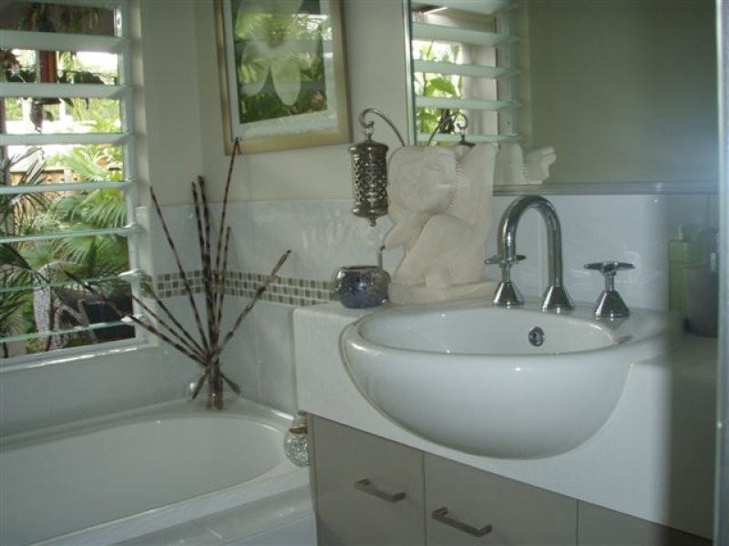 1 Barka Close, Wonga QLD 4873