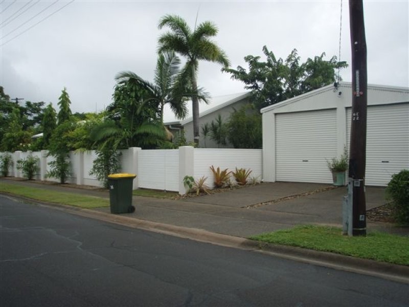 1 Barka Close, Wonga QLD 4873