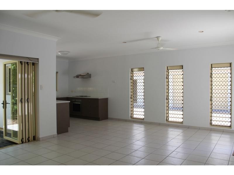 Villa 3/352-354 Port Douglas Rd, Port Douglas QLD 4877