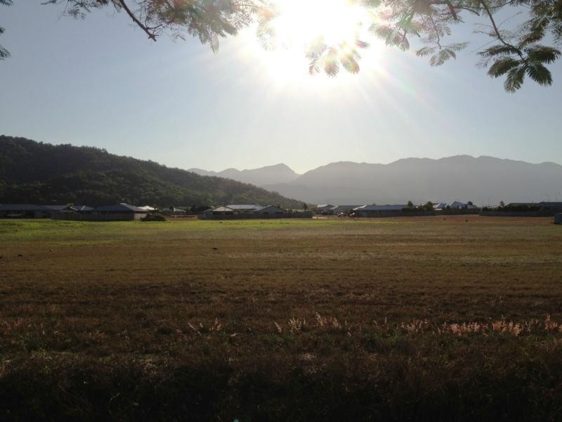 8 Shalom Close, Cooya Beach QLD 4873