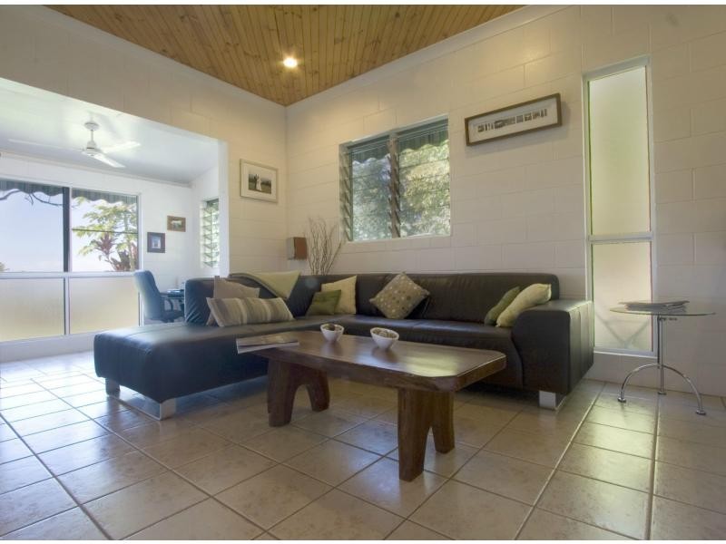 13 Somerset Drive, Miallo QLD 4873