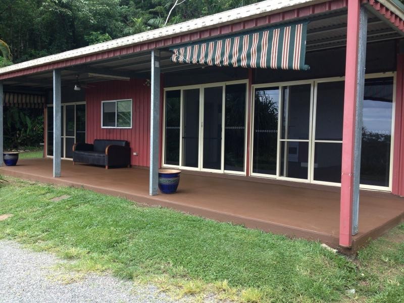 13 Somerset Drive, Miallo QLD 4873