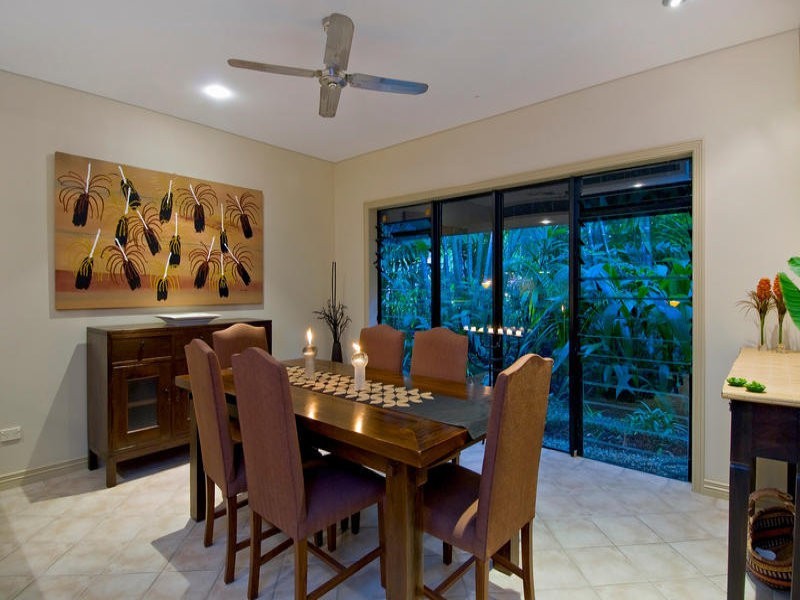 Villa 10/18-28 St Crispins Avenue, Port Douglas QLD 4877
