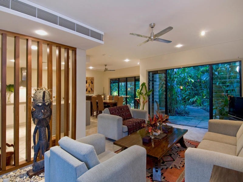 Villa 10/18-28 St Crispins Avenue, Port Douglas QLD 4877