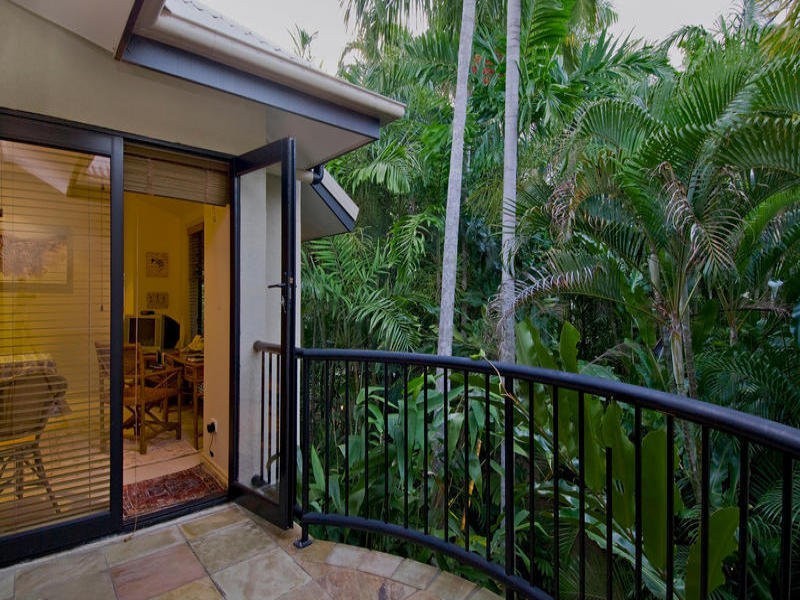Villa 10/18-28 St Crispins Avenue, Port Douglas QLD 4877