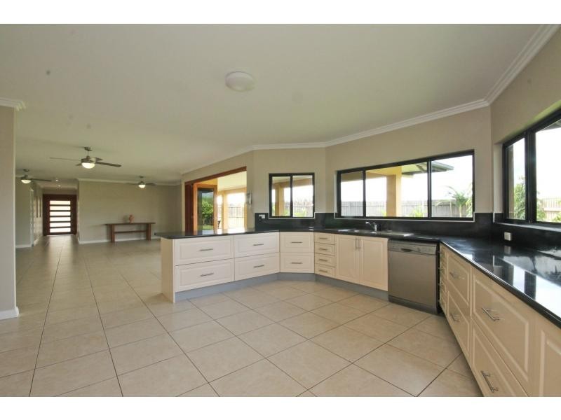 23 Dulku Close, Craiglie QLD 4877
