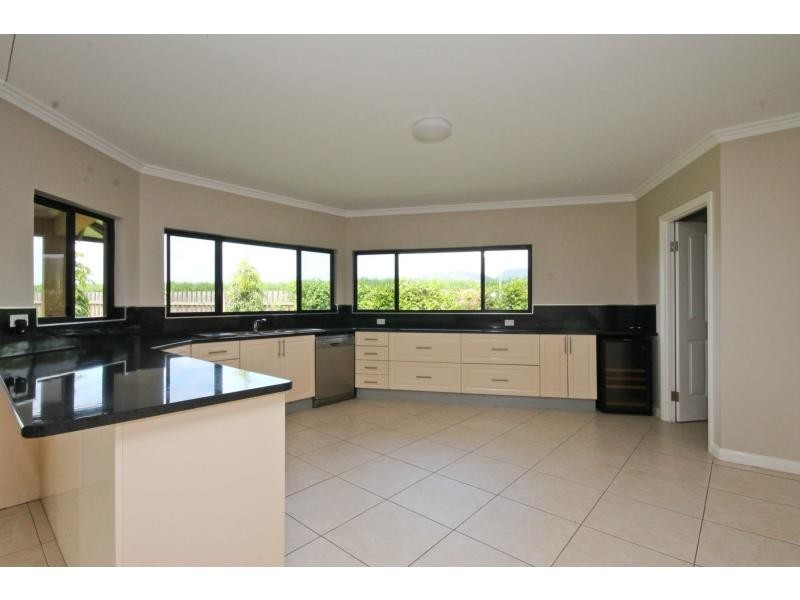 23 Dulku Close, Craiglie QLD 4877