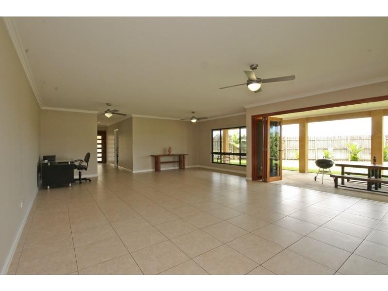 23 Dulku Close, Craiglie QLD 4877