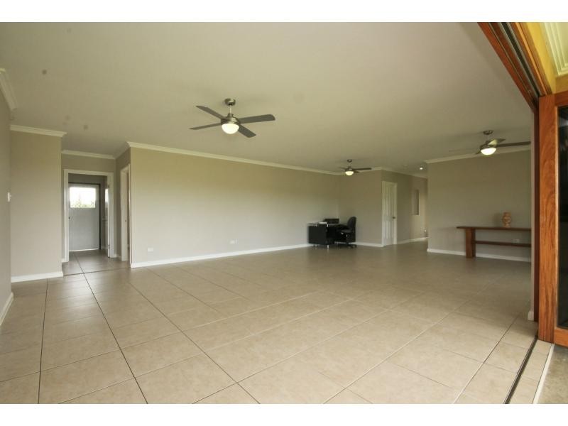 23 Dulku Close, Craiglie QLD 4877