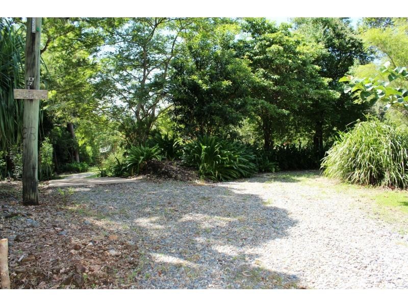 82 Reynolds Road, Oak Beach QLD 4877
