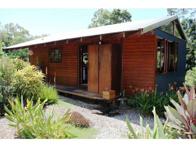 82 Reynolds Road, Oak Beach QLD 4877