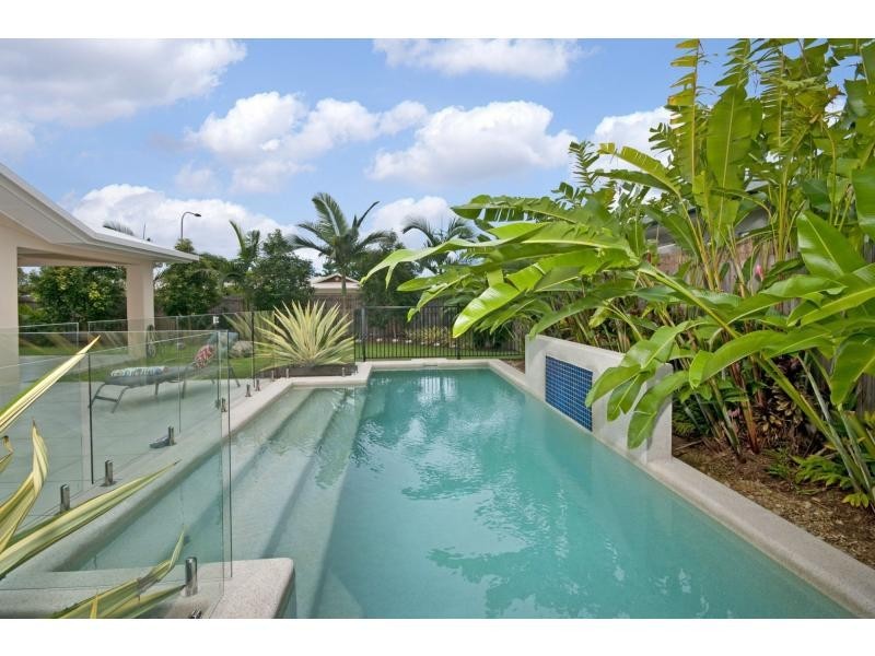 1 Bayil Drive, Cooya Beach QLD 4873