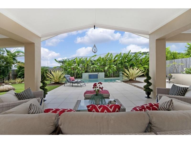 1 Bayil Drive, Cooya Beach QLD 4873