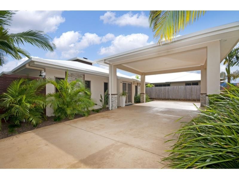 1 Bayil Drive, Cooya Beach QLD 4873
