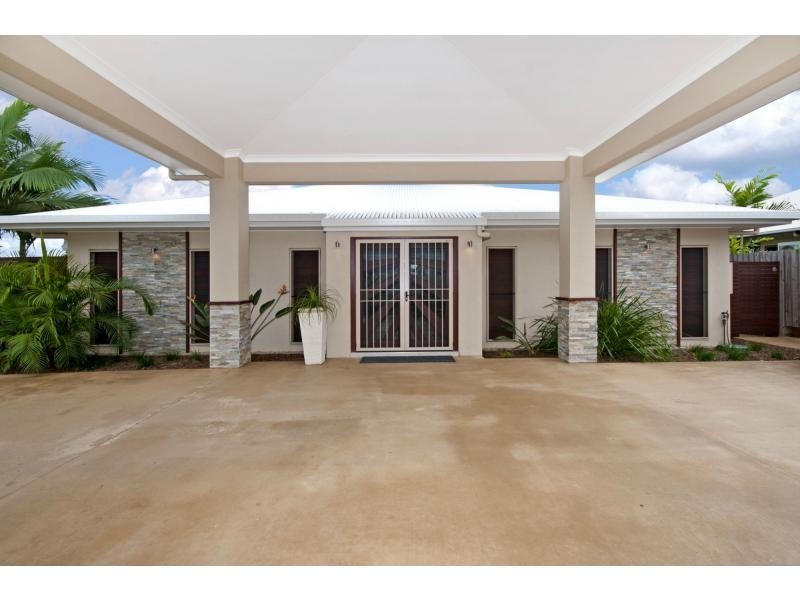 1 Bayil Drive, Cooya Beach QLD 4873