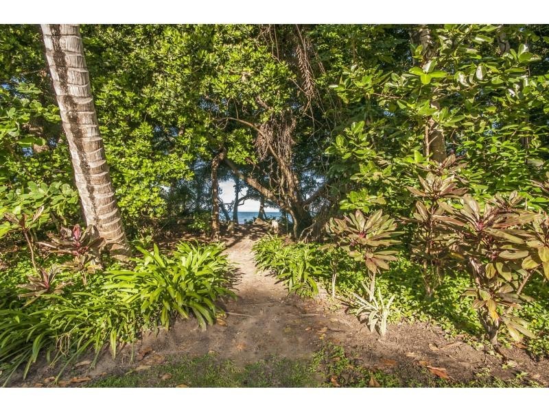 429 Pandanus Way East, Port Douglas QLD 4877