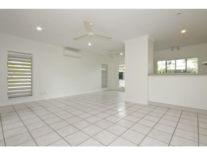 11 Endeavour St, Port Douglas QLD 4877