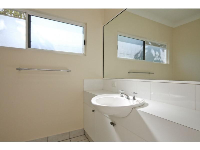 11 Endeavour St, Port Douglas QLD 4877