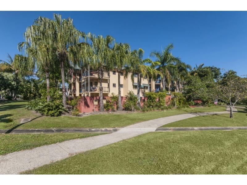4/59 Davidson Street ‘Port Villas’, Port Douglas QLD 4877