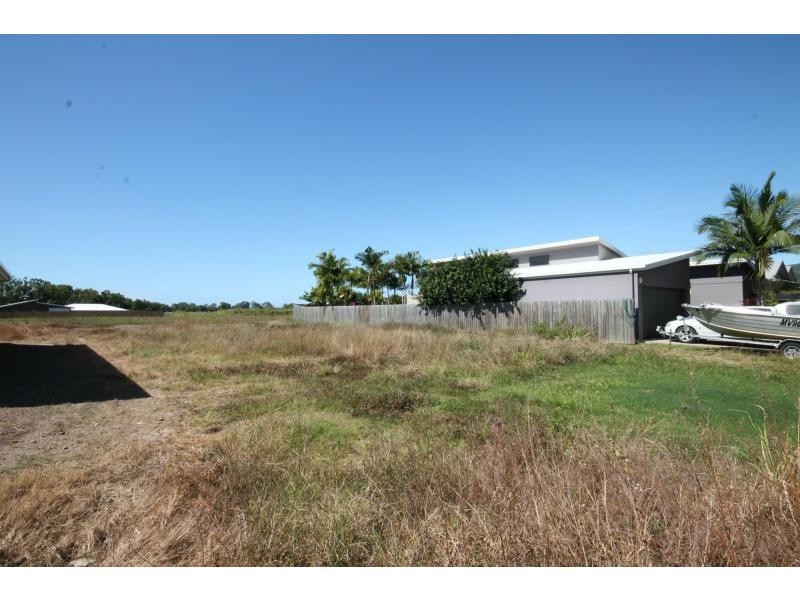 L25 Dulku Close, Port Douglas QLD 4877