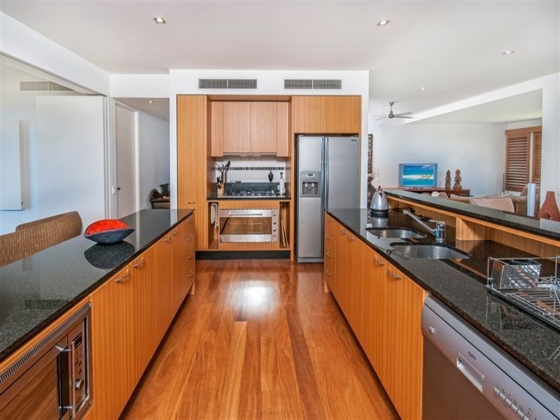 Unit 10/11 ‘Santai’ Colonel Cummings Drive, Palm Cove QLD 4879