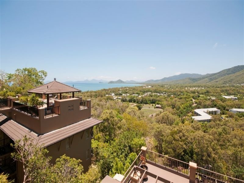 Unit 10/11 ‘Santai’ Colonel Cummings Drive, Palm Cove QLD 4879