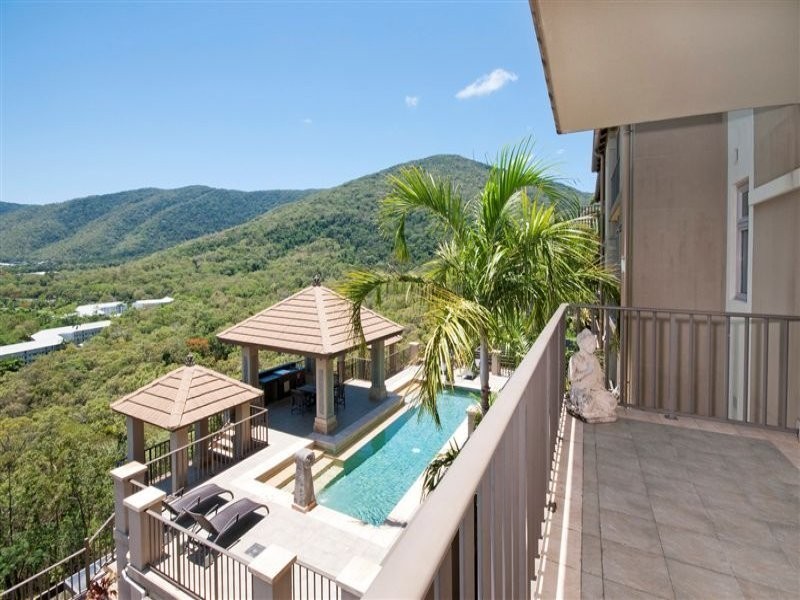 Unit 10/11 ‘Santai’ Colonel Cummings Drive, Palm Cove QLD 4879