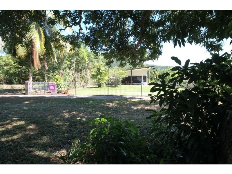 7 Kadan Close, Wonga QLD 4873