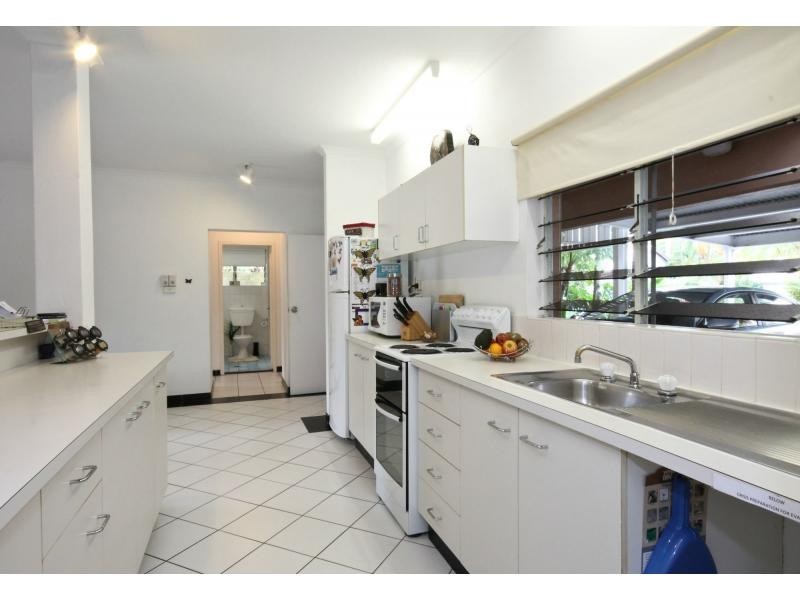Unit 6/31 Nautilus Street, Port Douglas QLD 4877