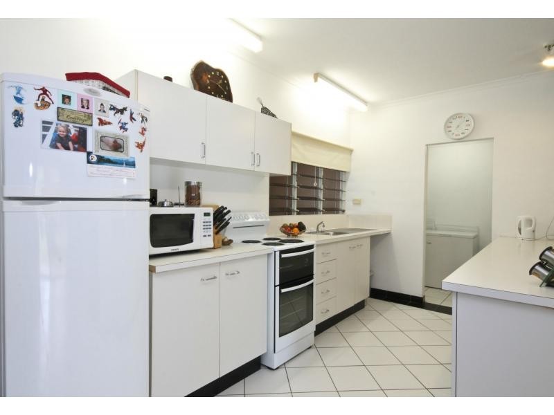 Unit 6/31 Nautilus Street, Port Douglas QLD 4877