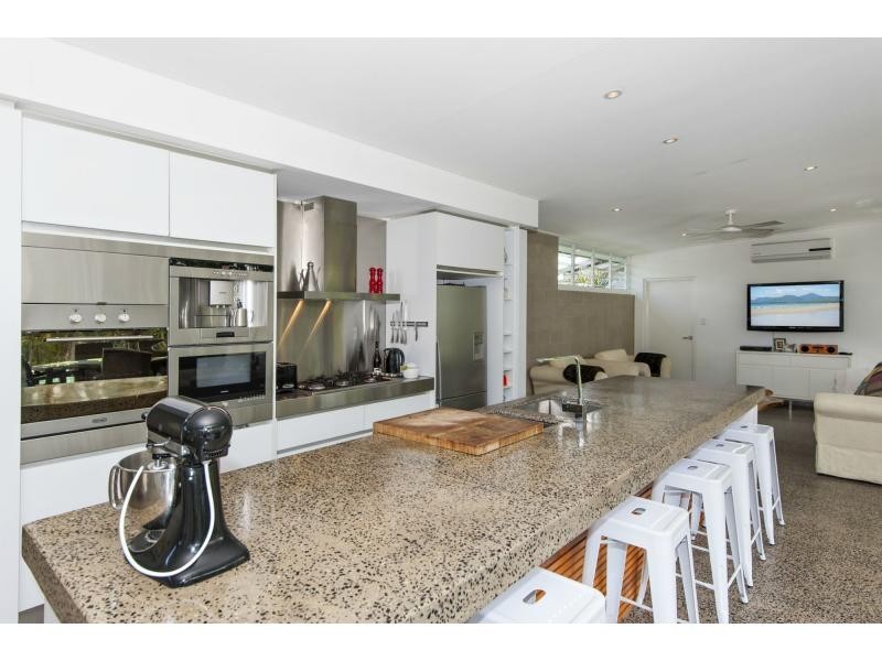 31 Cooya Beach Road, Cooya Beach QLD 4873