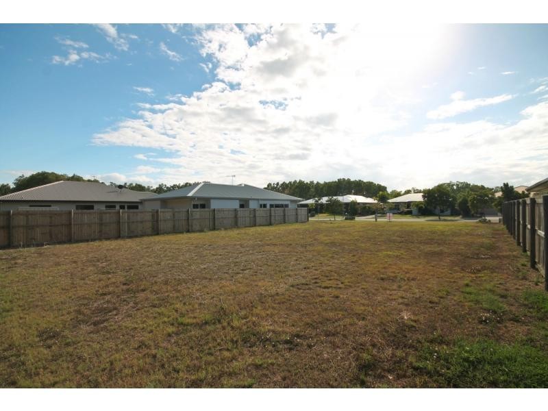 7 Milman Drive, Port Douglas QLD 4877