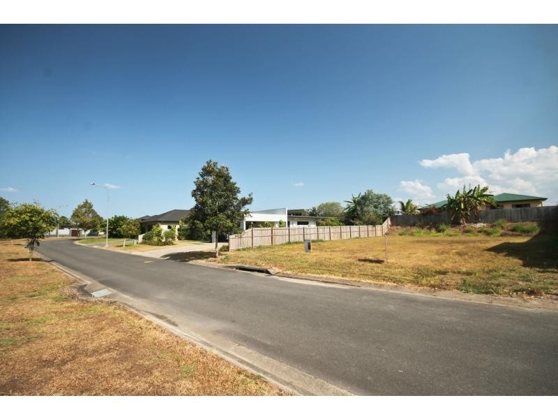 L8 Lou Prince Drive, Cooya Beach QLD 4873