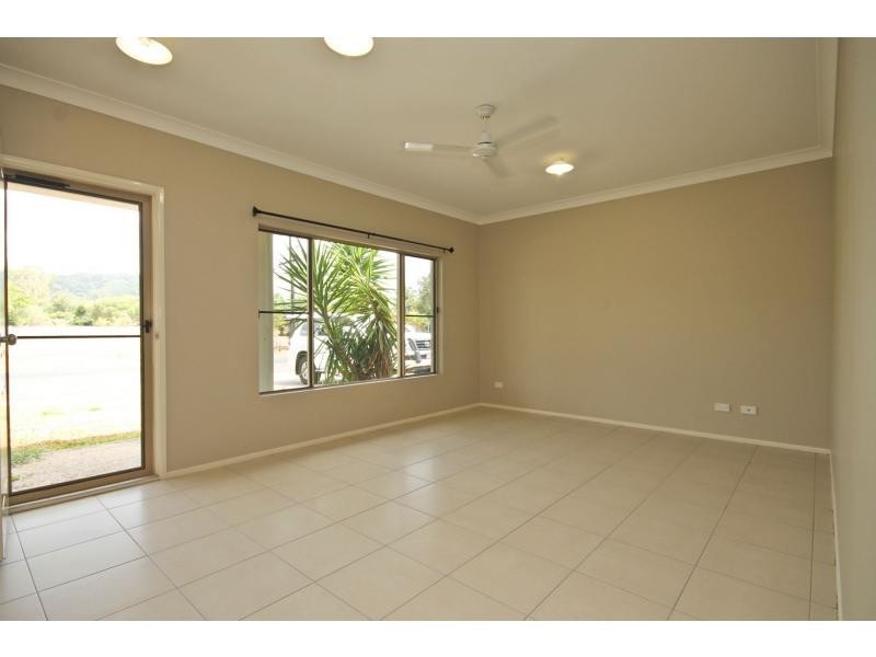 69 Snapper Island Drive, Wonga QLD 4873